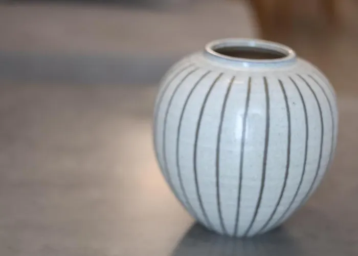 Iliana's 2 Apartment *